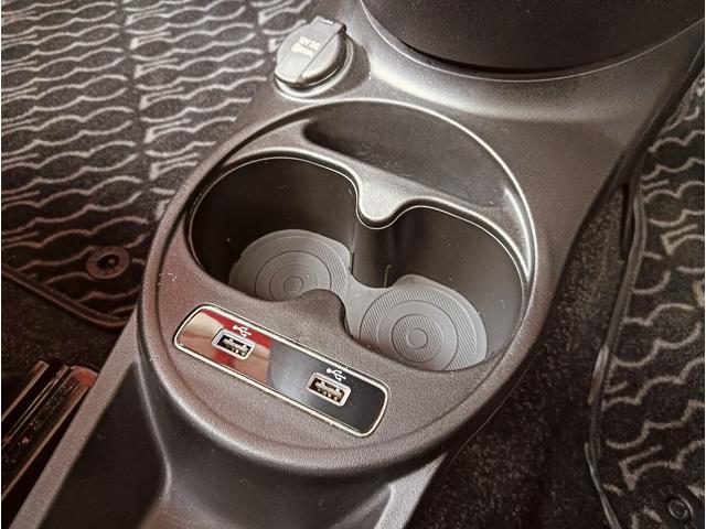 ５００ １．２　ドルチェ　純正ナビゲーション　ドライブレコーダー　ガラスルーフ　純正１５インチアルミ　キセノンヘッドライト（24枚目）