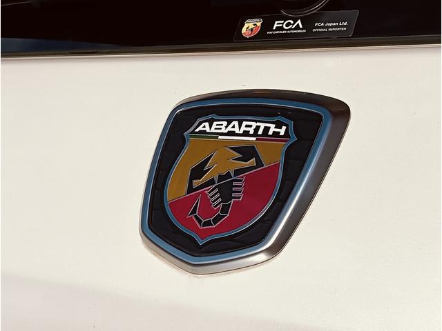 アバルト595 ツーリズモ ブラウンレザーシート 純正ナビゲーション バックカメラ パドルシフト キセノンヘッドライト(34枚目)