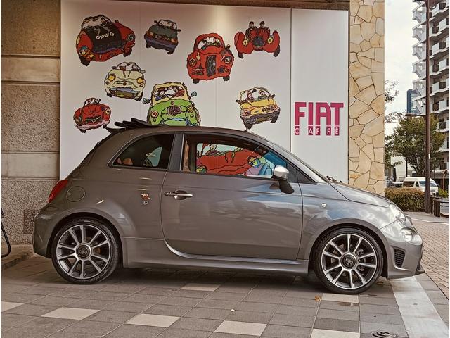 アバルト595C ツーリズモ 電動オープントップ ブラウンレザーシート 純正ナビゲーション バックカメラ(4枚目)