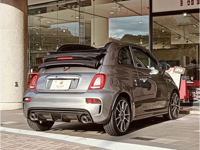 アバルト595C ツーリズモ 電動オープントップ ブラウンレザーシート 純正ナビゲーション バックカメラ(6枚目)