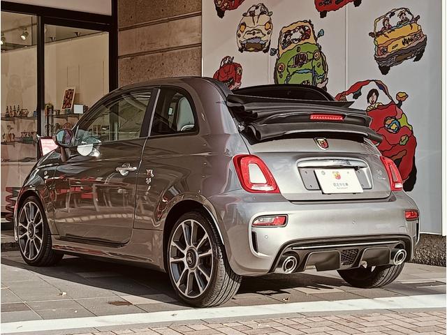 アバルト595C ツーリズモ 電動オープントップ ブラウンレザーシート 純正ナビゲーション バックカメラ(7枚目)