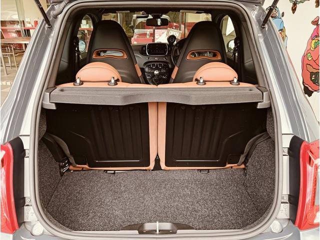 アバルト595 コンペティツィオーネ メイクユアスコーピオン 専用色グリジオピスタ イエローキャリパー ブラウンインテイリア(13枚目)