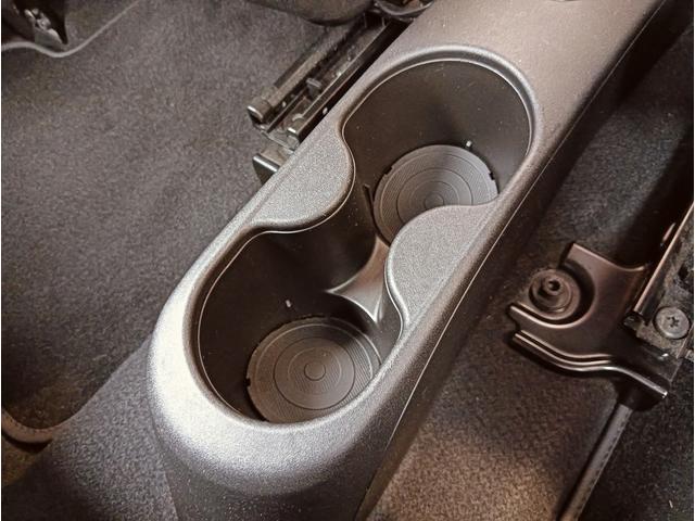 アバルト595 コンペティツィオーネ メイクユアスコーピオン 専用色グリジオピスタ イエローキャリパー ブラウンインテイリア(25枚目)