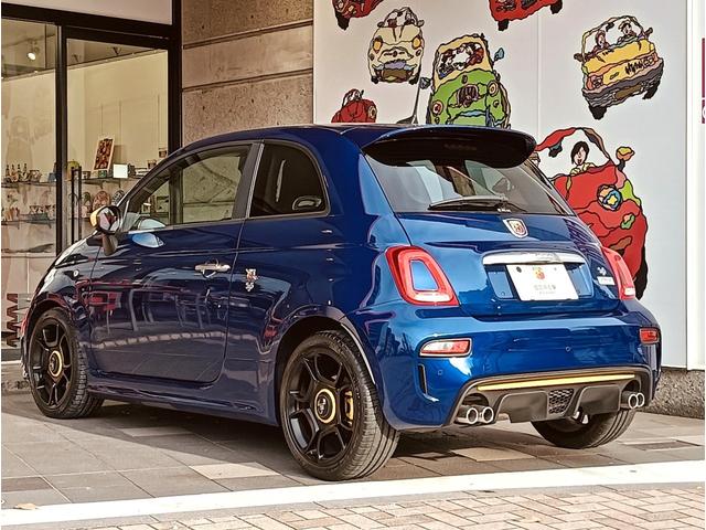 アバルト595 ピスタ 5速マニュアル レコードモンツァマフラー キセノンヘッドライト ETC車載器(6枚目)