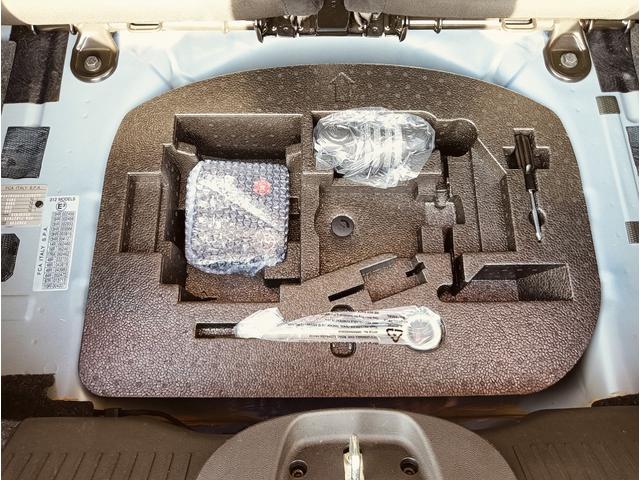 アバルト595 ピスタ 5速マニュアル レコードモンツァマフラー キセノンヘッドライト ETC車載器(46枚目)