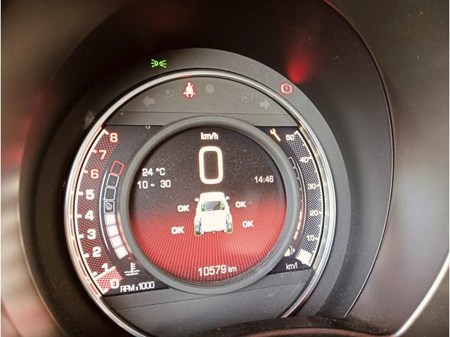 アバルト５９５ コンペティツィオーネ　左ハンドル　５速マニュアル　ブレンボ製キャリパー　スパルコ製バケットシート　ドライブレコーダー（28枚目）