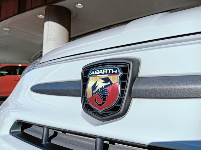 アバルト595 エッセエッセ アクラボビッチマフラー 専用デザイン純正17アルミ 専用表皮バケットシート ETC車載器 ドライブレコーダー(29枚目)