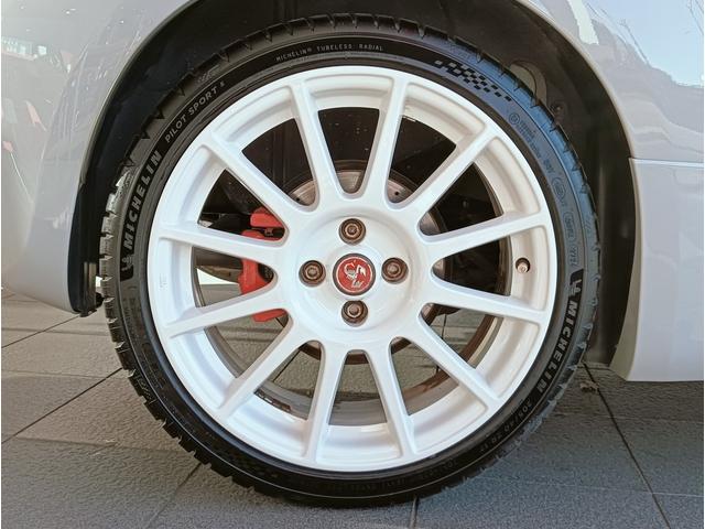 アバルト595 エッセエッセ アクラボビッチマフラー 専用デザイン純正17アルミ 専用表皮バケットシート ETC車載器 ドライブレコーダー(41枚目)