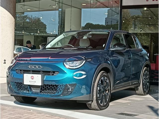 600ハイブリッド ラ プリマ アダプティブクルーズ LEDヘッドライト 電動格納ミラー 純正18インチアルミ パワーシート(3枚目)