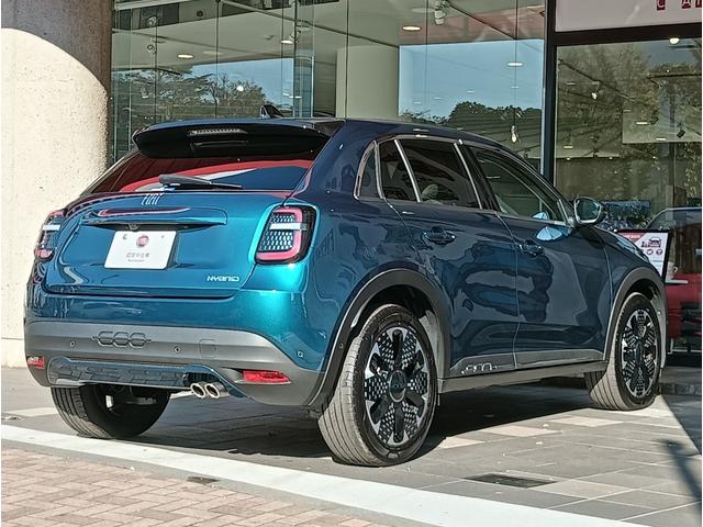 600ハイブリッド ラ プリマ アダプティブクルーズ LEDヘッドライト 電動格納ミラー 純正18インチアルミ パワーシート(7枚目)