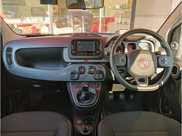 通常のパンダよりも地上高が高くなっています。