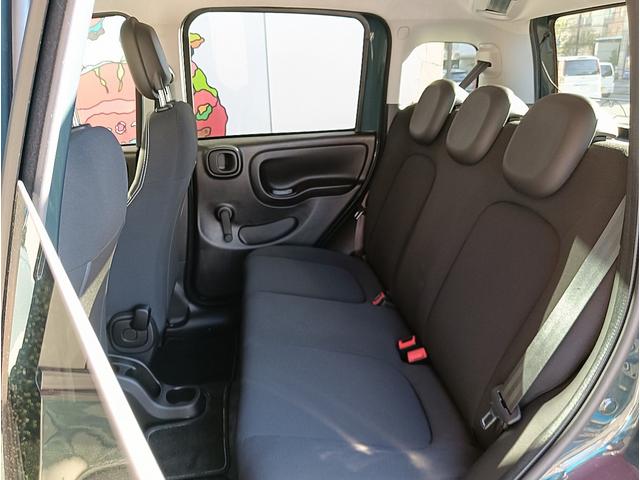 コンパクトボディながらも十分なスペースがございます。