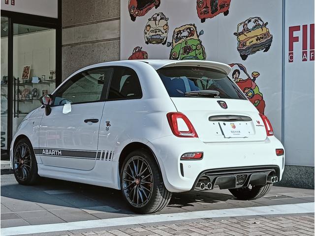 アバルト595 コンペティツィオーネ レコードモンツァマフラー ブラウン内装 スパルコ製バケットシート ブレンボ製キャリパー 純正ETC車載器 ドライブレコーダー(7枚目)