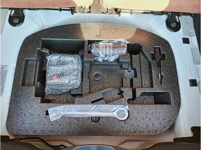 アバルト595 コンペティツィオーネ レコードモンツァマフラー ブラウン内装 スパルコ製バケットシート ブレンボ製キャリパー 純正ETC車載器 ドライブレコーダー(47枚目)