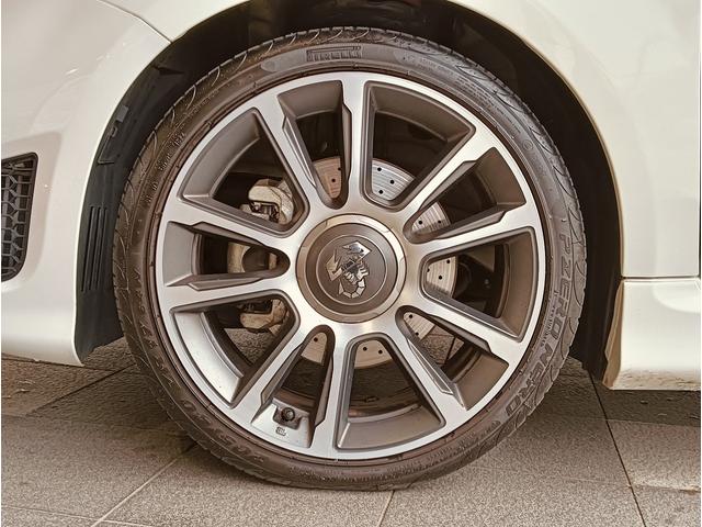 ドリルドローターは耐フェード性に優れています。