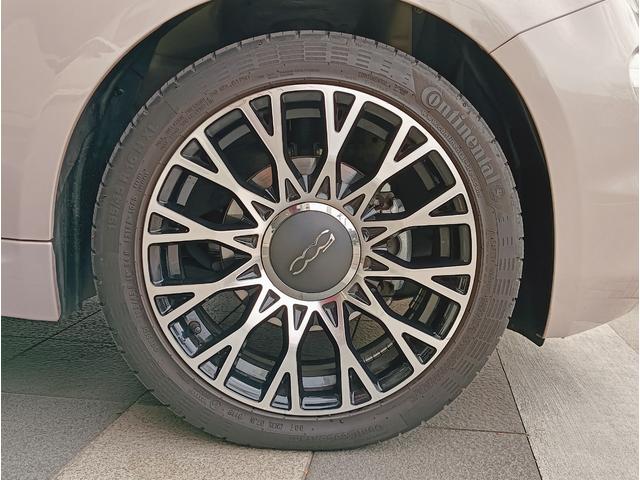 500 イレジスティービレ 全国限定185台 バックカメラ ガラスルーフ 純正16インチアルミ 7インチUコネクト(42枚目)