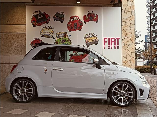 アバルト595C ツーリズモ 電動オープントップ ブラックレザーシート 純正17アルミ パドルシフト キセノンヘッドライト(4枚目)