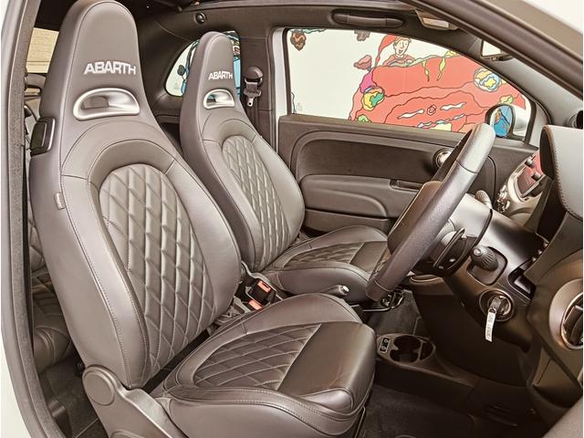 アバルト595C ツーリズモ 電動オープントップ ブラックレザーシート 純正17アルミ パドルシフト キセノンヘッドライト(11枚目)