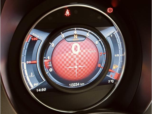 アバルト595C ツーリズモ 電動オープントップ ブラックレザーシート 純正17アルミ パドルシフト キセノンヘッドライト(23枚目)