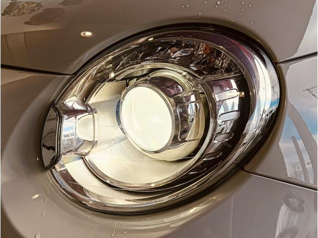 アバルト595C ツーリズモ 電動オープントップ ブラックレザーシート 純正17アルミ パドルシフト キセノンヘッドライト(33枚目)