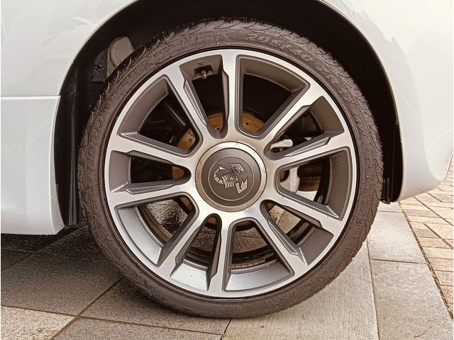 アバルト595C ツーリズモ 電動オープントップ ブラックレザーシート 純正17アルミ パドルシフト キセノンヘッドライト(44枚目)