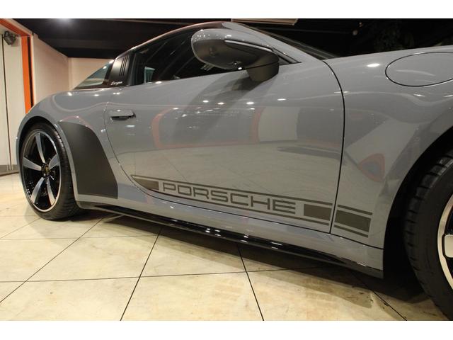 ９１１ ９１１タルガ４　ＰＤＫ　Ｄ車　左Ｈ　ヘリテージデザインクラシックパッケージ　ＨＤＤナビ　ディスプレイオーディオ　全方位カメラ　スマートキー　衝突軽減ブレーキ　クリアランスソナー　ＥＴＣ（14枚目）