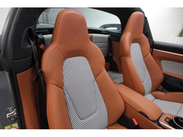 ９１１ ９１１タルガ４　ＰＤＫ　Ｄ車　左Ｈ　ヘリテージデザインクラシックパッケージ　ＨＤＤナビ　ディスプレイオーディオ　全方位カメラ　スマートキー　衝突軽減ブレーキ　クリアランスソナー　ＥＴＣ（19枚目）