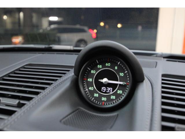 ９１１ ９１１タルガ４　ＰＤＫ　Ｄ車　左Ｈ　ヘリテージデザインクラシックパッケージ　ＨＤＤナビ　ディスプレイオーディオ　全方位カメラ　スマートキー　衝突軽減ブレーキ　クリアランスソナー　ＥＴＣ（24枚目）