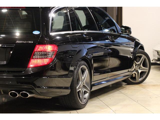 Ｃクラスステーションワゴン Ｃ６３　ＡＭＧ　ステーションワゴン　ディ－ラ－車　屋内保管車　ベ－ジュ革シ－ト　６．２Ｌ　Ｖ８エンジン　純正カ－ボンドアミラ－　禁煙車　ルーフレール　ＨＤＤナビ　フルセグＴＶ　バックカメラ　衝突軽減ブレーキ　クリアランスソナー（12枚目）