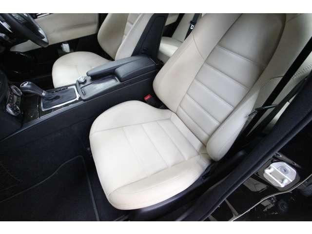 Ｃクラスステーションワゴン Ｃ６３　ＡＭＧ　ステーションワゴン　ディ－ラ－車　屋内保管車　ベ－ジュ革シ－ト　６．２Ｌ　Ｖ８エンジン　純正カ－ボンドアミラ－　禁煙車　ルーフレール　ＨＤＤナビ　フルセグＴＶ　バックカメラ　衝突軽減ブレーキ　クリアランスソナー（23枚目）