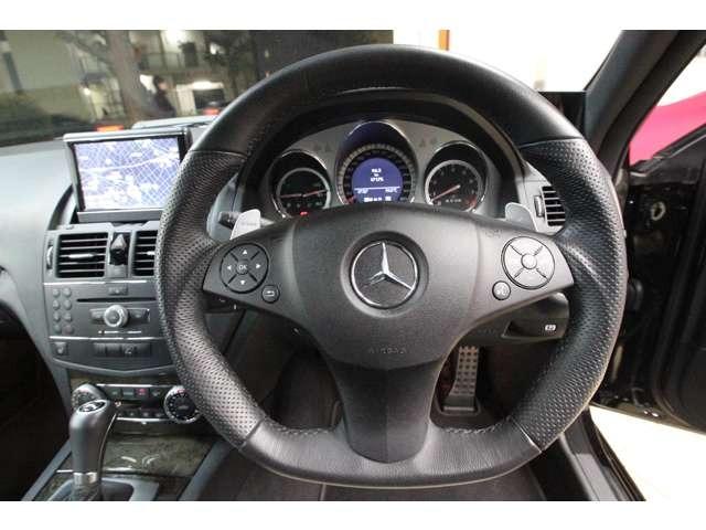 Ｃクラスステーションワゴン Ｃ６３　ＡＭＧ　ステーションワゴン　ディ－ラ－車　屋内保管車　ベ－ジュ革シ－ト　６．２Ｌ　Ｖ８エンジン　純正カ－ボンドアミラ－　禁煙車　ルーフレール　ＨＤＤナビ　フルセグＴＶ　バックカメラ　衝突軽減ブレーキ　クリアランスソナー（27枚目）