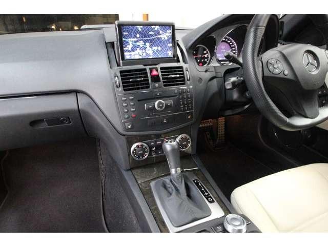 Ｃクラスステーションワゴン Ｃ６３　ＡＭＧ　ステーションワゴン　ディ－ラ－車　屋内保管車　ベ－ジュ革シ－ト　６．２Ｌ　Ｖ８エンジン　純正カ－ボンドアミラ－　禁煙車　ルーフレール　ＨＤＤナビ　フルセグＴＶ　バックカメラ　衝突軽減ブレーキ　クリアランスソナー（29枚目）