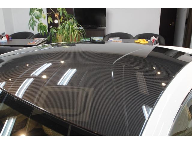 ヴァンキッシュ 　タッチトロニック２　Ｄ車　右Ｈ　２＋２シ－ト　４人乗　キルティングシ－ト　バング＆オルフセン　カ－ボンパネル　Ｏｎｅ－７７ステアリング（19枚目）