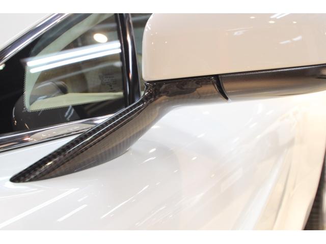 ヴァンキッシュ 　タッチトロニック２　Ｄ車　右Ｈ　２＋２シ－ト　４人乗　キルティングシ－ト　バング＆オルフセン　カ－ボンパネル　Ｏｎｅ－７７ステアリング（21枚目）