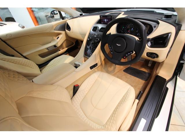 ヴァンキッシュ 　タッチトロニック２　Ｄ車　右Ｈ　２＋２シ－ト　４人乗　キルティングシ－ト　バング＆オルフセン　カ－ボンパネル　Ｏｎｅ－７７ステアリング（25枚目）