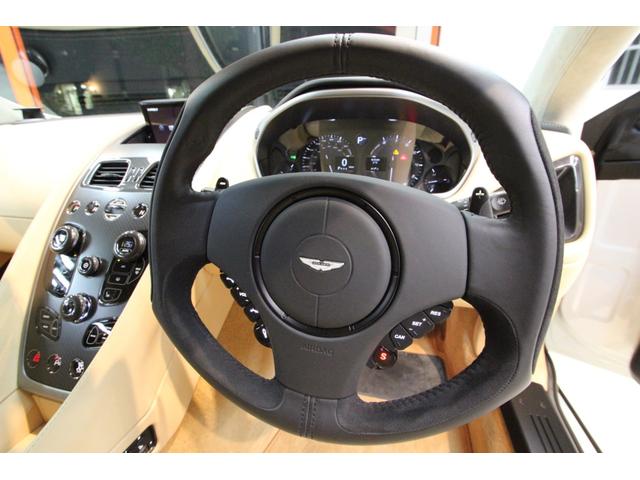 ヴァンキッシュ 　タッチトロニック２　Ｄ車　右Ｈ　２＋２シ－ト　４人乗　キルティングシ－ト　バング＆オルフセン　カ－ボンパネル　Ｏｎｅ－７７ステアリング（30枚目）