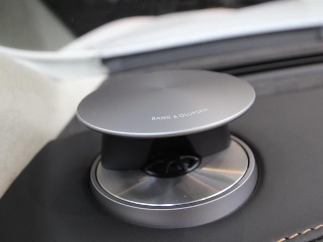 ヴァンキッシュ 　タッチトロニック２　Ｄ車　右Ｈ　２＋２シ－ト　４人乗　キルティングシ－ト　バング＆オルフセン　カ－ボンパネル　Ｏｎｅ－７７ステアリング（37枚目）