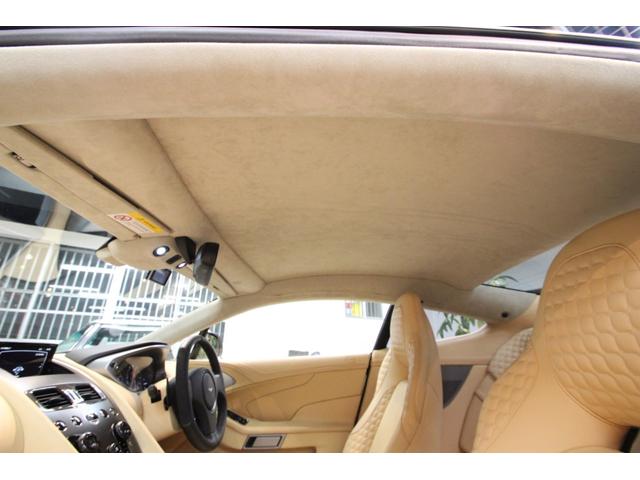 ヴァンキッシュ 　タッチトロニック２　Ｄ車　右Ｈ　２＋２シ－ト　４人乗　キルティングシ－ト　バング＆オルフセン　カ－ボンパネル　Ｏｎｅ－７７ステアリング（42枚目）