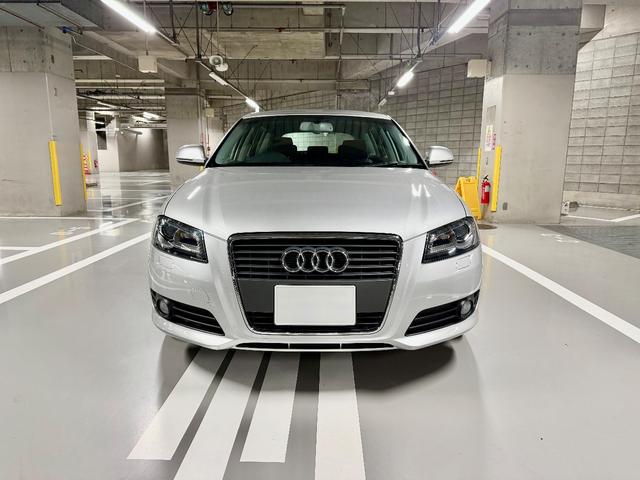 A3 スポーツバック1.8TFSI OP17インチアロイホイール ヒルホールドアシスト 7速Sトロニック HDDナビゲーションシステム Bカメラ マルチファンクションステアリング ETC 取説記録簿 スペアキー LEDナンバーランプ!(2枚目)