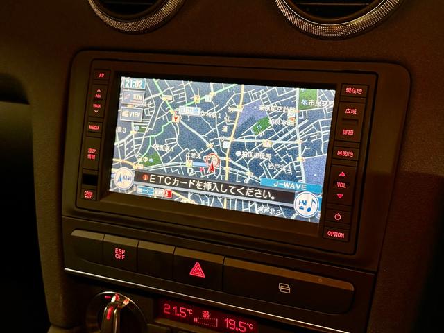 A3 スポーツバック1.8TFSI OP17インチアロイホイール ヒルホールドアシスト 7速Sトロニック HDDナビゲーションシステム Bカメラ マルチファンクションステアリング ETC 取説記録簿 スペアキー LEDナンバーランプ!(10枚目)