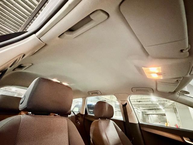 A3 スポーツバック1.8TFSI OP17インチアロイホイール ヒルホールドアシスト 7速Sトロニック HDDナビゲーションシステム Bカメラ マルチファンクションステアリング ETC 取説記録簿 スペアキー LEDナンバーランプ!(12枚目)