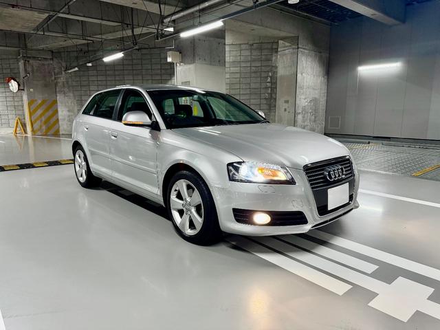 A3 スポーツバック1.8TFSI OP17インチアロイホイール ヒルホールドアシスト 7速Sトロニック HDDナビゲーションシステム Bカメラ マルチファンクションステアリング ETC 取説記録簿 スペアキー LEDナンバーランプ!(26枚目)