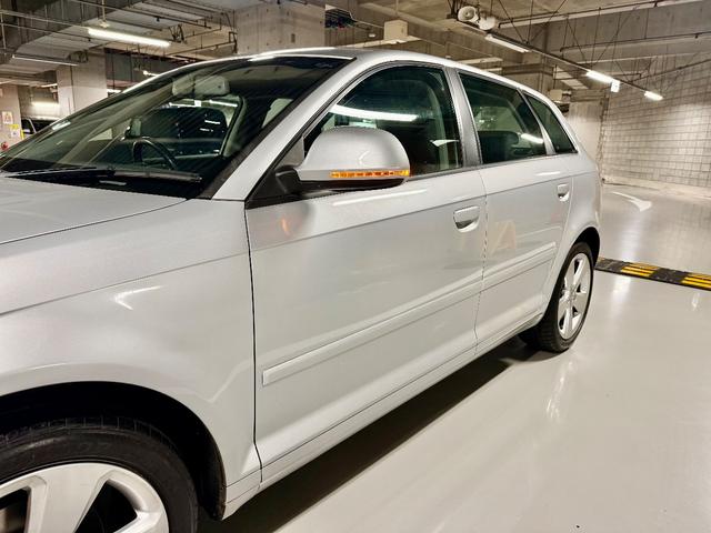 A3 スポーツバック1.8TFSI OP17インチアロイホイール ヒルホールドアシスト 7速Sトロニック HDDナビゲーションシステム Bカメラ マルチファンクションステアリング ETC 取説記録簿 スペアキー LEDナンバーランプ!(30枚目)