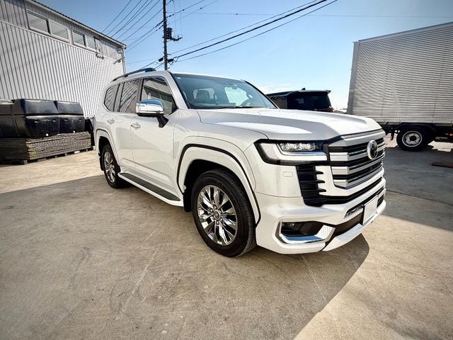 ランドクルーザー ZX モデリスタエアロ ヒッチメンバー ルーフレール 空気圧警報システム JBLサウンドSDナビシステム バックモニター リアモニタークールボックス 前後ドラレコ 大型サイドバイザー(6枚目)