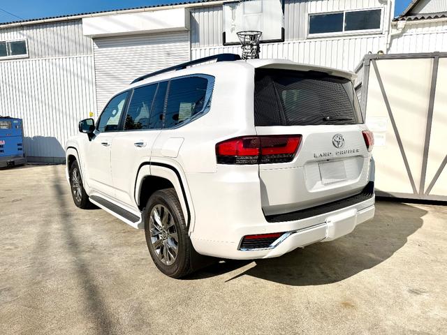 ランドクルーザー ZX モデリスタエアロ ヒッチメンバー ルーフレール 空気圧警報システム JBLサウンドSDナビシステム バックモニター リアモニタークールボックス 前後ドラレコ 大型サイドバイザー(9枚目)