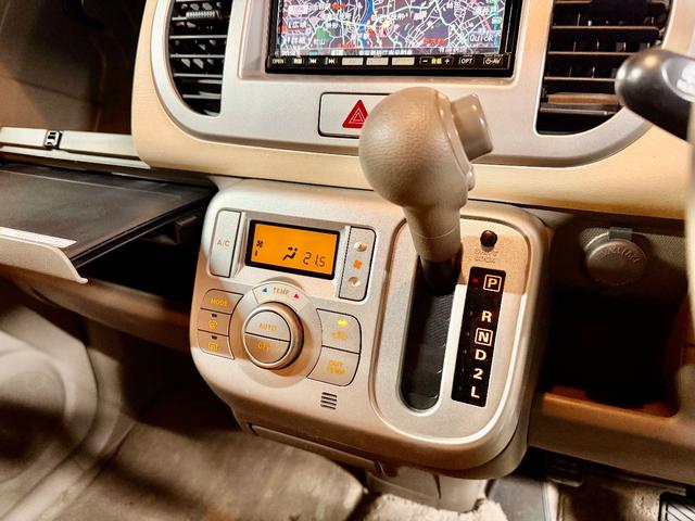 モコ Ｇ　ターボ　禁煙車　オールシーズンタイヤ　アルミホイール　タイミングチェーン　ルーフモール新品交換済　スマートキー　プライバシーガラス　メンテナンス済　ドアバイザー　フルオートエアコン　フォグランプ（11枚目）