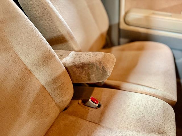 モコ Ｇ　ターボ　禁煙車　オールシーズンタイヤ　アルミホイール　タイミングチェーン　ルーフモール新品交換済　スマートキー　プライバシーガラス　メンテナンス済　ドアバイザー　フルオートエアコン　フォグランプ（36枚目）