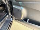 エグゼクティブラウンジ　ハイブリッド４ＷＤ　ＴＲＤフロントスポイラー　ヒッチメンバー　Ｗサンルーフ　ＪＢＬサウンド　地デジチューナー　ステアリングヒーター　屋内保管　ワンオーナー車　ＤＵＮＬＯＰタイヤ交換済（32枚目）