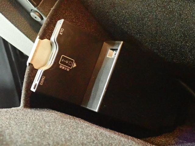 TSI ハイライン 純正SDナビ バックカメラ ワンオーナー アダプティブクルーズコントロール 純正アルミホイール プッシュスタート 認定中古車(15枚目)