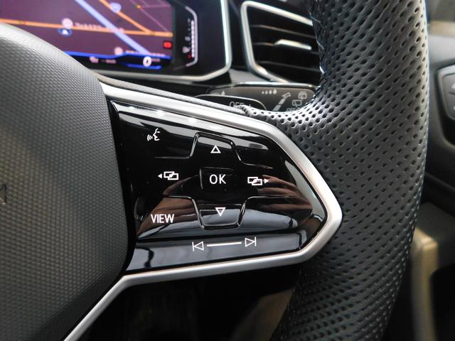 Ｔ－ロック ＴＤＩ　Ｒライン　ブラックスタイル　新車保証　特別仕様車　純正ナビ　バックカメラ　Ｂｌｕｅｔｏｏｔｈ接続　ｃａｒｐｌａｙ搭載　オンライン機能　ＥＴＣ２．０　サイドブレーキ　自動追従機能ＡＣＣ（25枚目）
